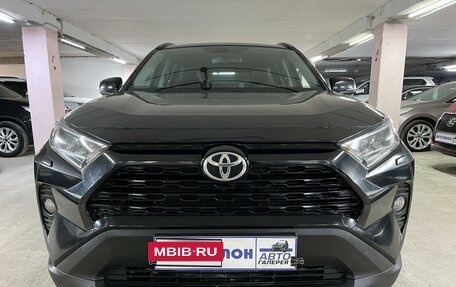 Toyota RAV4, 2021 год, 3 350 000 рублей, 3 фотография