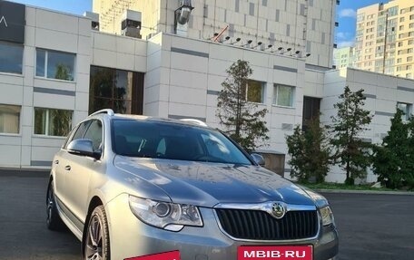 Skoda Superb III рестайлинг, 2011 год, 1 700 000 рублей, 2 фотография