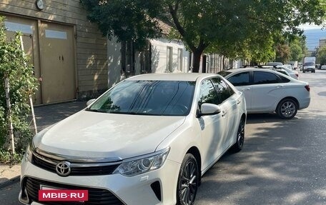 Toyota Camry, 2016 год, 2 200 000 рублей, 3 фотография