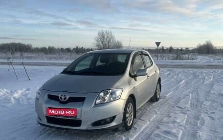 Toyota Auris II, 2007 год, 620 000 рублей, 1 фотография