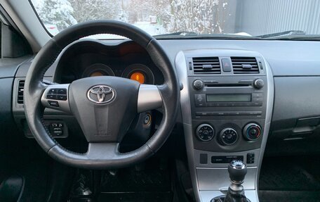 Toyota Corolla, 2012 год, 705 000 рублей, 8 фотография