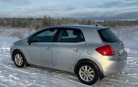 Toyota Auris II, 2007 год, 620 000 рублей, 2 фотография