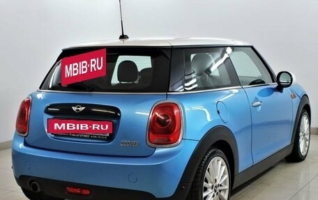 MINI Hatch, 2017 год, 1 499 000 рублей, 4 фотография