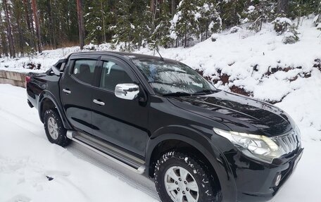 Mitsubishi L200 IV рестайлинг, 2017 год, 2 450 000 рублей, 3 фотография