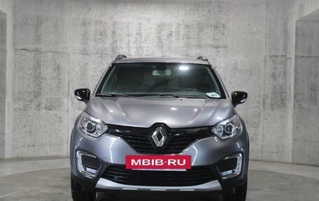 Renault Kaptur I рестайлинг, 2019 год, 1 645 000 рублей, 2 фотография