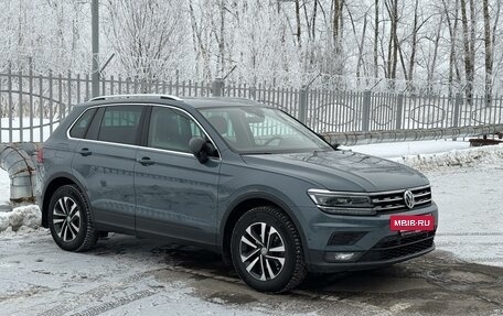 Volkswagen Tiguan II, 2019 год, 2 800 000 рублей, 5 фотография