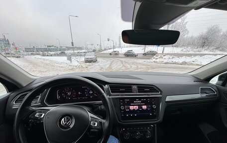 Volkswagen Tiguan II, 2019 год, 2 800 000 рублей, 12 фотография