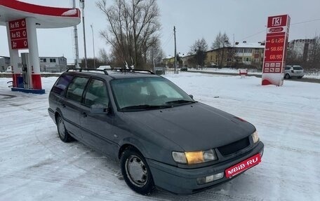 Volkswagen Passat B4, 1994 год, 290 000 рублей, 2 фотография