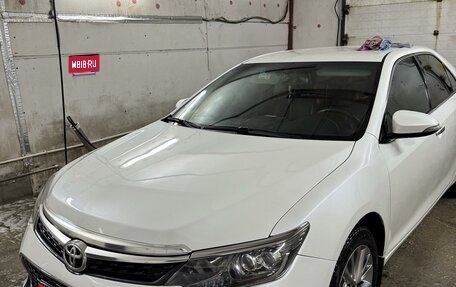 Toyota Camry, 2018 год, 2 255 000 рублей, 1 фотография