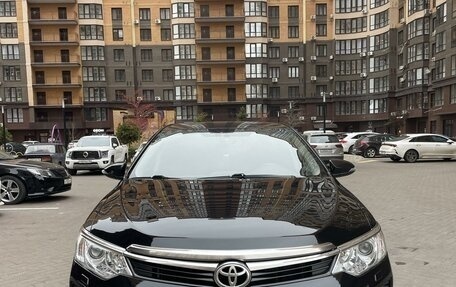 Toyota Camry, 2017 год, 2 360 000 рублей, 8 фотография