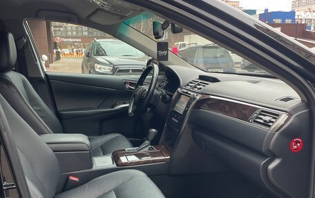 Toyota Camry, 2017 год, 2 360 000 рублей, 21 фотография