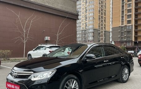 Toyota Camry, 2017 год, 2 360 000 рублей, 18 фотография