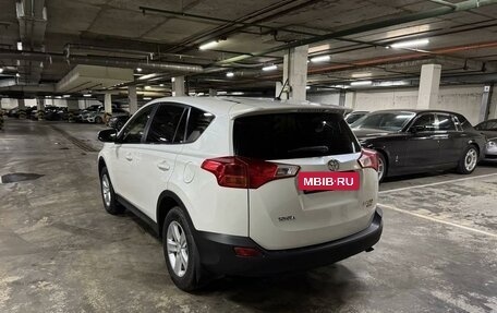 Toyota RAV4, 2013 год, 1 820 000 рублей, 4 фотография