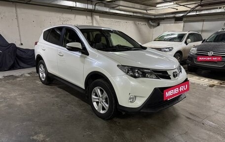 Toyota RAV4, 2013 год, 1 820 000 рублей, 2 фотография