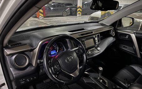 Toyota RAV4, 2013 год, 1 820 000 рублей, 10 фотография