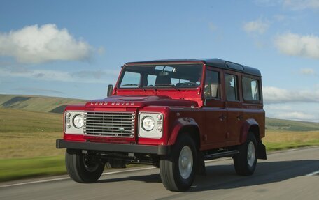 Land Rover Defender I, 2011 год, 4 200 000 рублей, 1 фотография