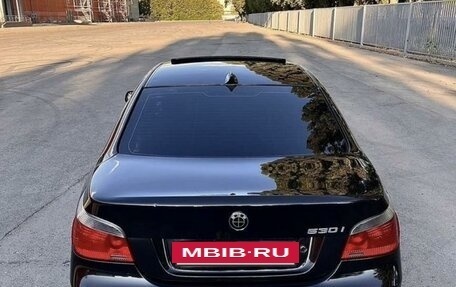 BMW 5 серия, 2004 год, 850 000 рублей, 3 фотография