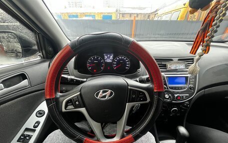 Hyundai Solaris II рестайлинг, 2013 год, 760 000 рублей, 23 фотография