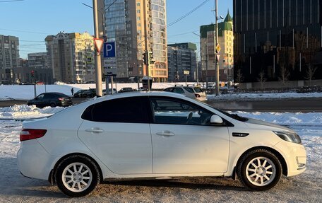 KIA Rio III рестайлинг, 2012 год, 910 000 рублей, 12 фотография