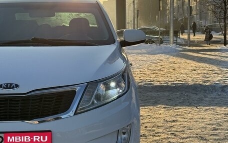 KIA Rio III рестайлинг, 2012 год, 910 000 рублей, 4 фотография