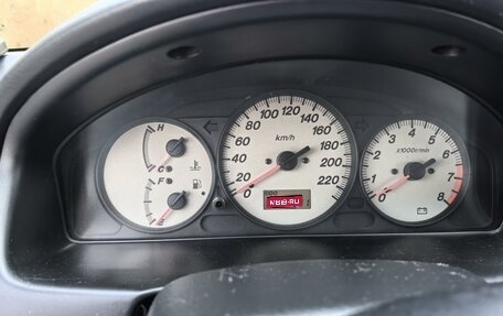 Mazda 323, 2003 год, 390 000 рублей, 1 фотография