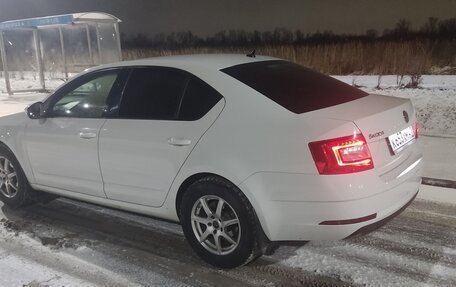 Skoda Octavia, 2018 год, 1 590 000 рублей, 4 фотография