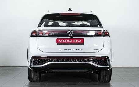 Volkswagen Tiguan, 2024 год, 5 999 000 рублей, 4 фотография