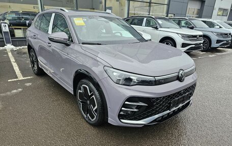 Volkswagen Tiguan, 2024 год, 6 175 000 рублей, 8 фотография