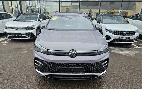 Volkswagen Tiguan, 2024 год, 6 175 000 рублей, 15 фотография