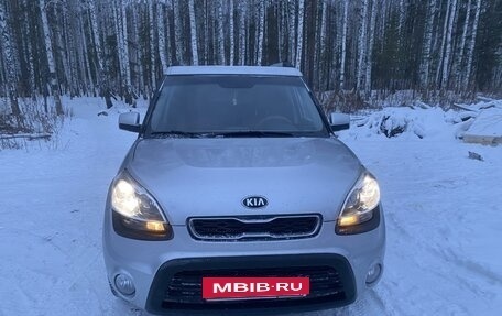 KIA Soul I рестайлинг, 2013 год, 895 000 рублей, 2 фотография