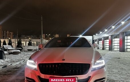 Mercedes-Benz CLS, 2012 год, 2 850 000 рублей, 3 фотография