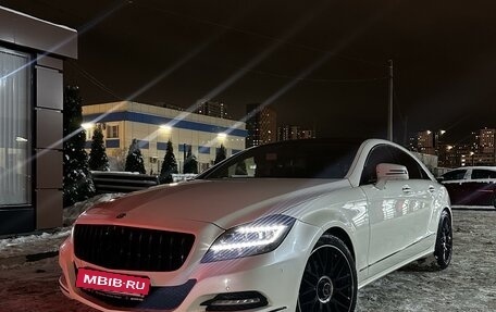 Mercedes-Benz CLS, 2012 год, 2 850 000 рублей, 2 фотография