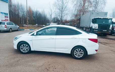 Hyundai Solaris II рестайлинг, 2015 год, 640 000 рублей, 6 фотография