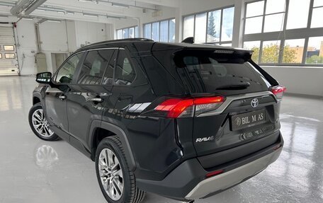 Toyota RAV4, 2023 год, 5 100 000 рублей, 6 фотография