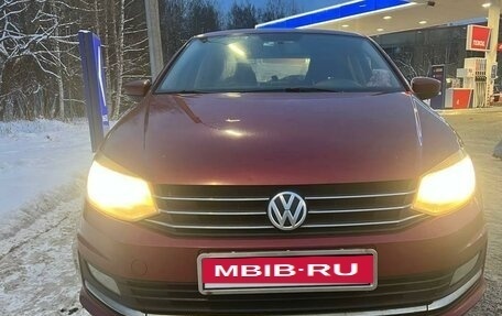 Volkswagen Polo VI (EU Market), 2015 год, 850 000 рублей, 2 фотография