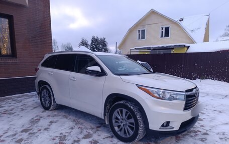 Toyota Highlander III, 2014 год, 2 800 000 рублей, 12 фотография