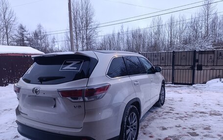 Toyota Highlander III, 2014 год, 2 800 000 рублей, 13 фотография