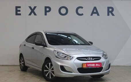 Hyundai Solaris II рестайлинг, 2013 год, 798 000 рублей, 7 фотография