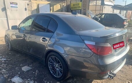 BMW 5 серия, 2004 год, 800 000 рублей, 3 фотография