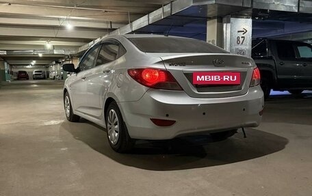 Hyundai Solaris II рестайлинг, 2014 год, 1 100 000 рублей, 4 фотография