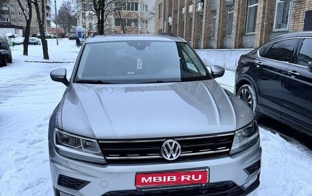 Volkswagen Tiguan II, 2019 год, 2 650 000 рублей, 1 фотография