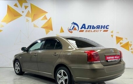 Toyota Avensis III рестайлинг, 2005 год, 870 000 рублей, 5 фотография