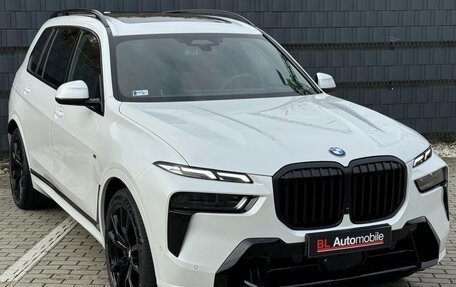 BMW X7, 2024 год, 15 950 000 рублей, 2 фотография