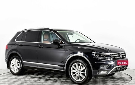 Volkswagen Tiguan II, 2018 год, 2 375 000 рублей, 3 фотография