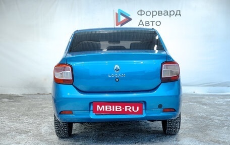 Renault Logan II, 2015 год, 650 000 рублей, 6 фотография