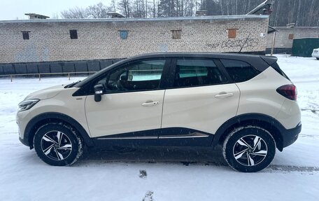 Renault Kaptur I рестайлинг, 2018 год, 1 580 000 рублей, 9 фотография