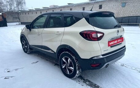 Renault Kaptur I рестайлинг, 2018 год, 1 580 000 рублей, 8 фотография