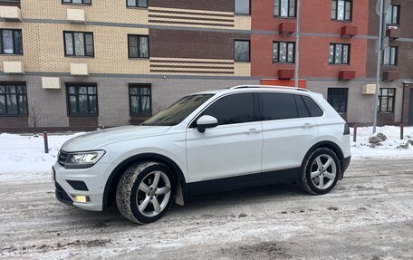 Volkswagen Tiguan II, 2017 год, 2 500 000 рублей, 5 фотография