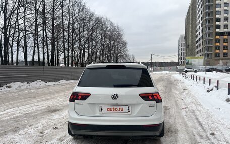 Volkswagen Tiguan II, 2017 год, 2 500 000 рублей, 4 фотография