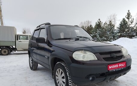 Chevrolet Niva I рестайлинг, 2011 год, 525 000 рублей, 1 фотография